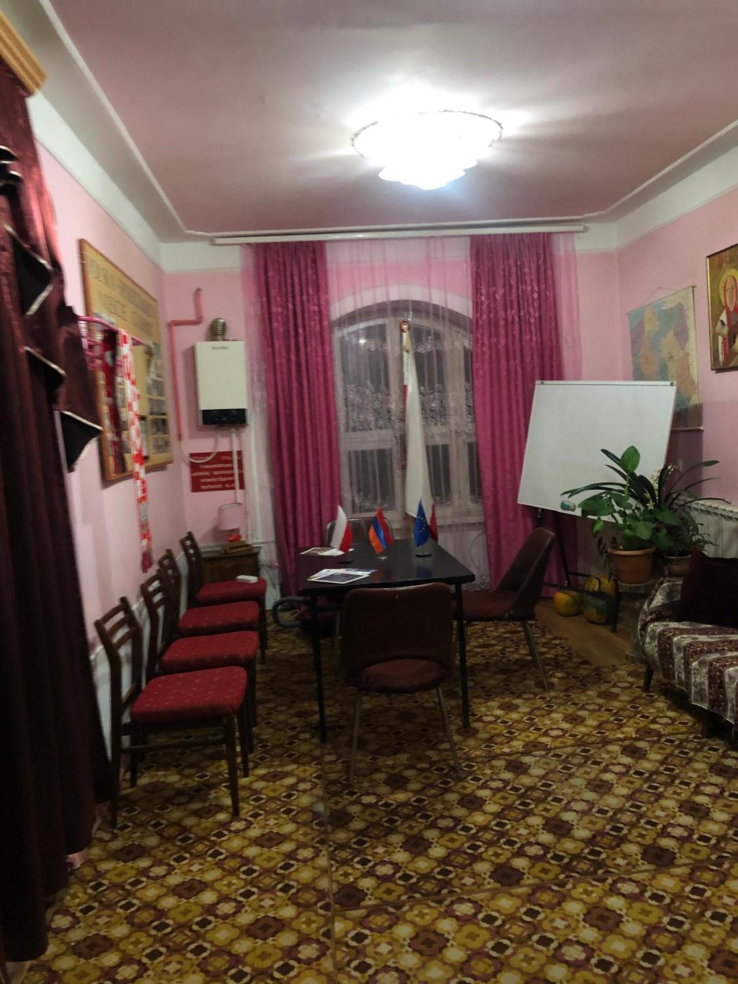 Guest House Dompolski 久姆里 外观 照片