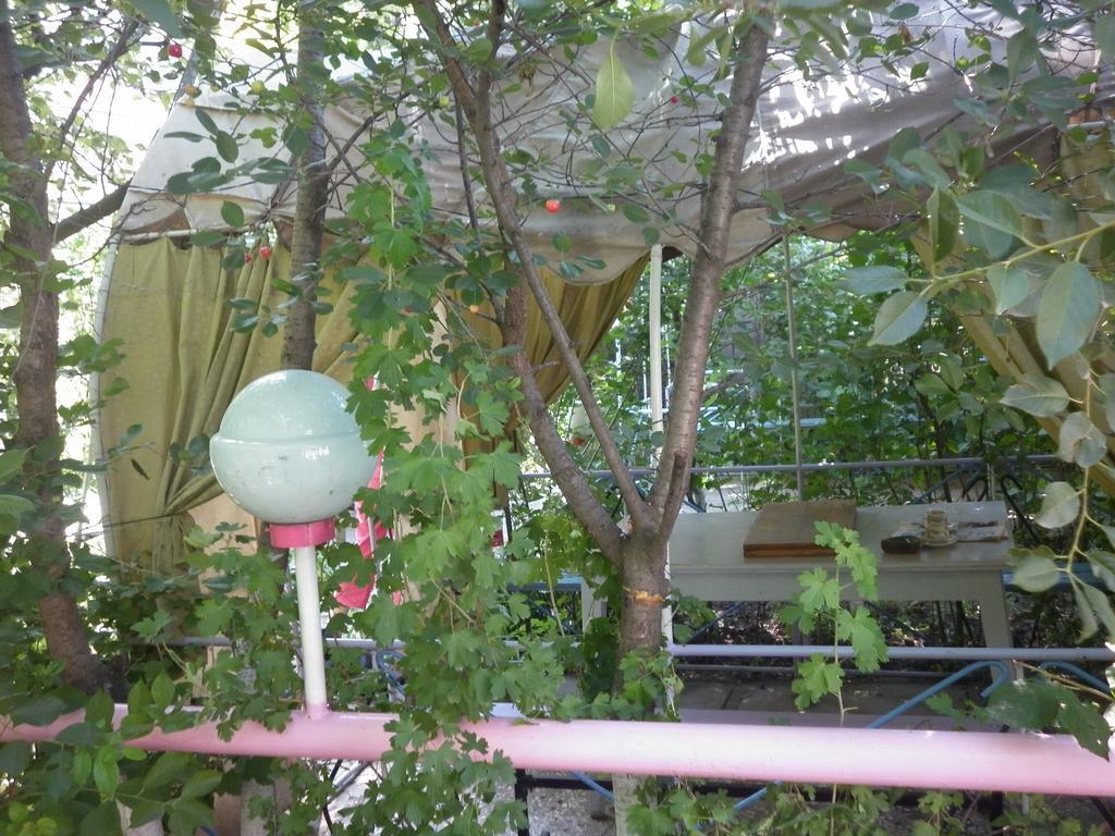 Guest House Dompolski 久姆里 外观 照片