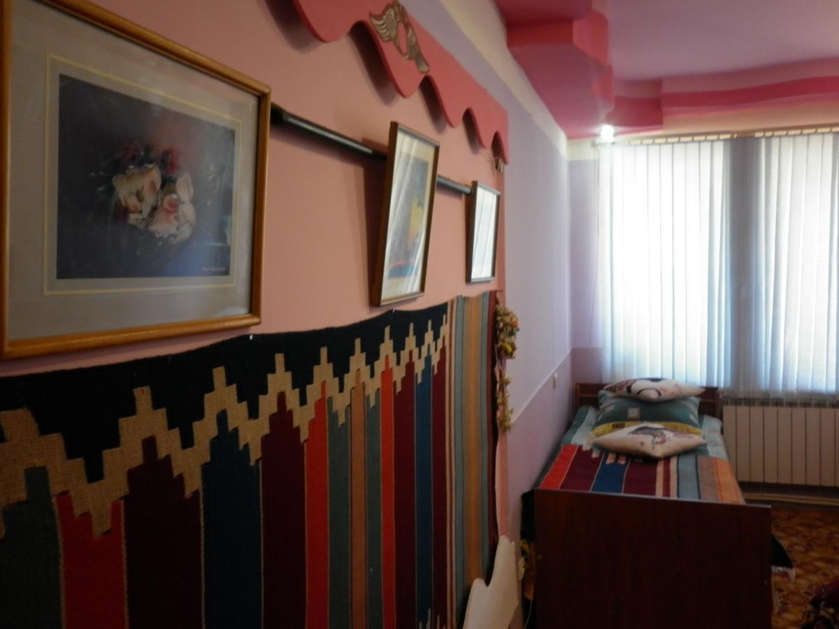 Guest House Dompolski 久姆里 外观 照片