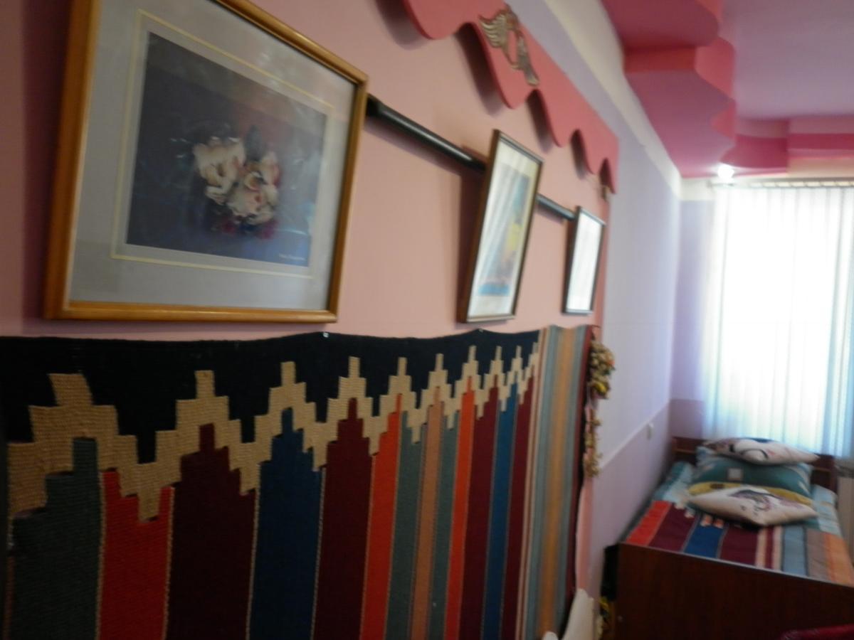 Guest House Dompolski 久姆里 外观 照片