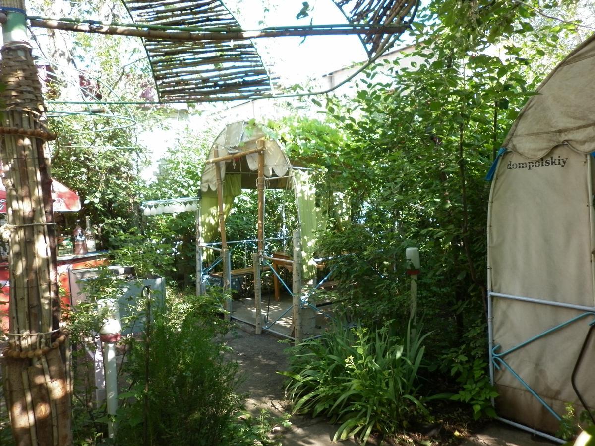 Guest House Dompolski 久姆里 外观 照片